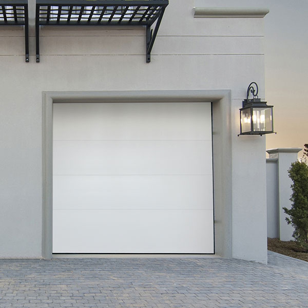 Porte de garage sectionnelle lisse