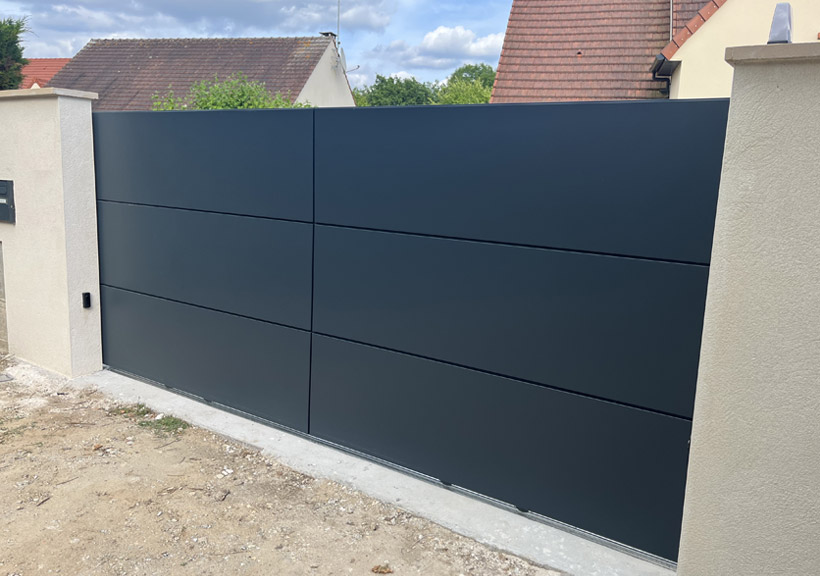 Portail coulissant PLENUS H