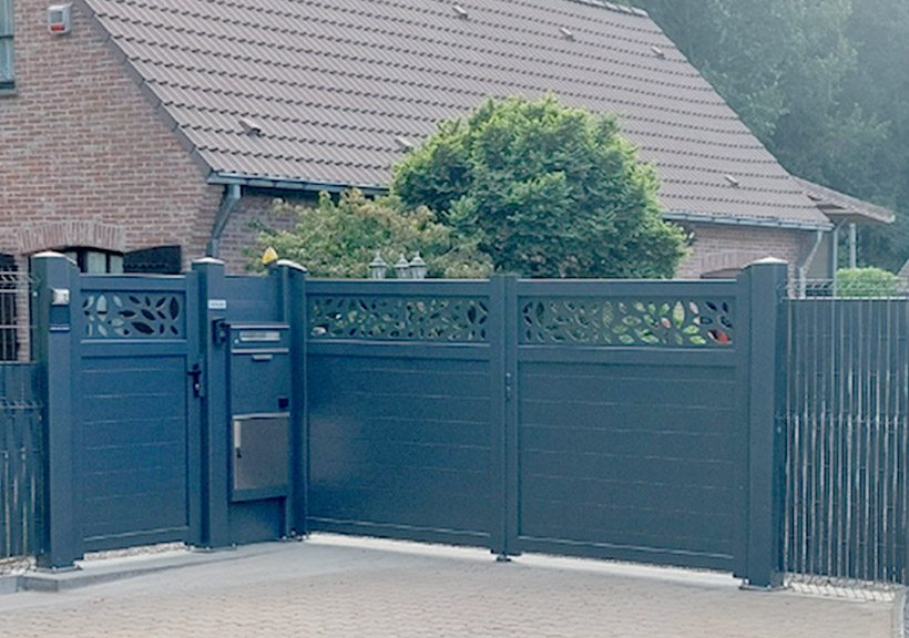 Portail aluminium droit Lotus