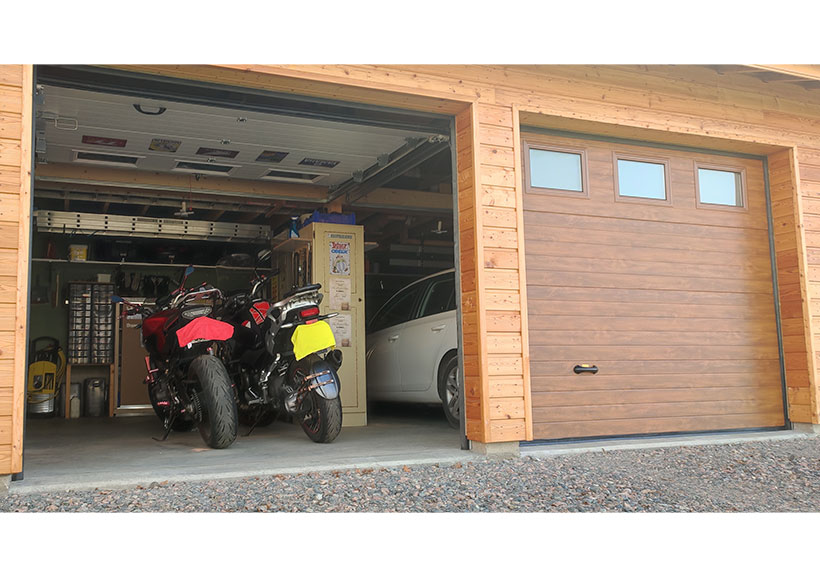 Porte de Garage Sectionnelle Double Paroi Rainurée 42/20 mm, Blanc 9016, H.  2 m x l. 2,37 m - Chrétien Matériaux